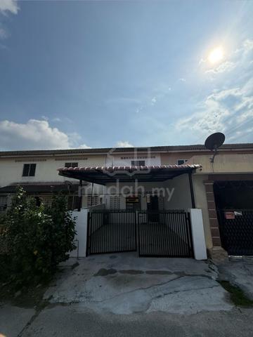 CHAEPEST RENO π₯ Double Storey Bandar Springhill Lukut PD Port Dickson 1