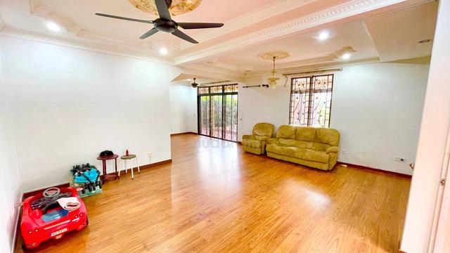 FREEHOLD CORNER LOT  Ukay Bestari Ampang Selangor 1