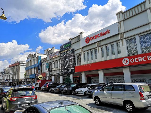 Alam Damai @ Cheras 2-stry Shoplot for Rent (upper floor) 1