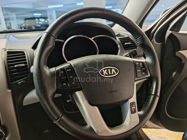 2013 Kia Sorento XM 2.4 (A) B/ListBolehLoanKedai - 5