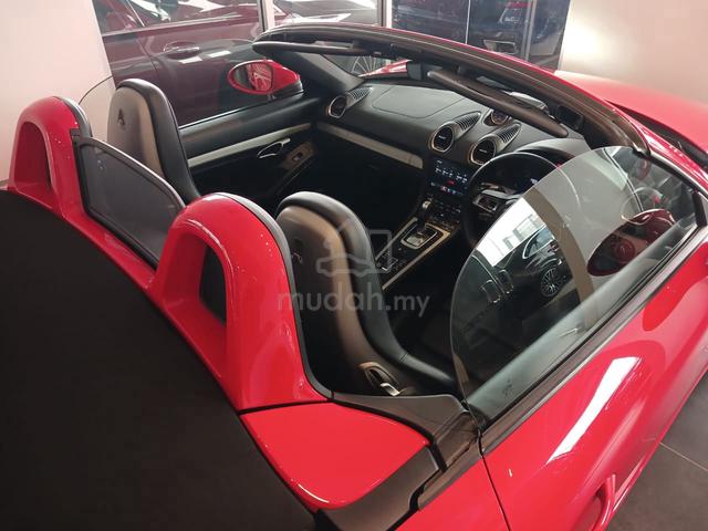 2019 2021 Porsche 718 BOXSTER S 2.0 COUPE Convert. - 4