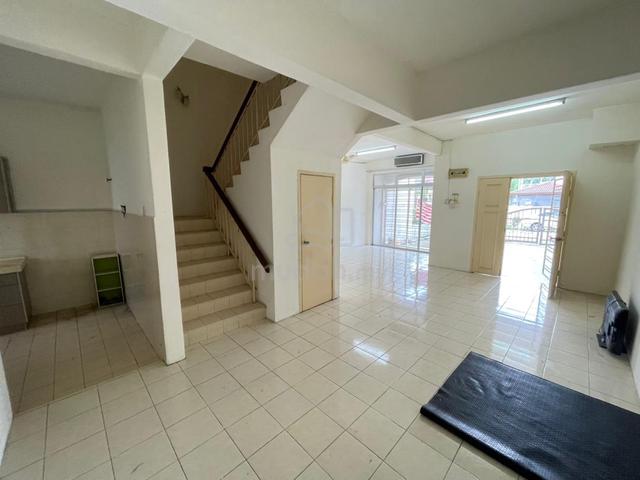 Double Storey. Freehold. Taman Ukay Bistari. Ampang 20x70. Facing Open 1