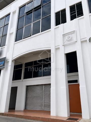 3-Storey Shoplots @ Kampung Lapan马六甲 Kampung Lapan 三层店屋｜黄金商业地段 1