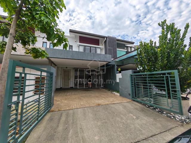 Bandar Bukit Raja Klang 2 Storey Partial Fuenished House For Rent 1