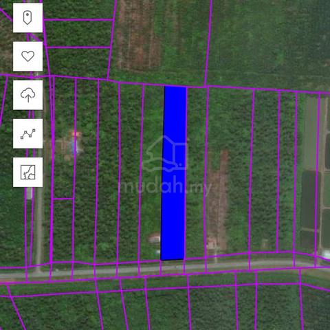 Sadong Jaya Main Road First Lot Land with Birdnest House for Sale 1