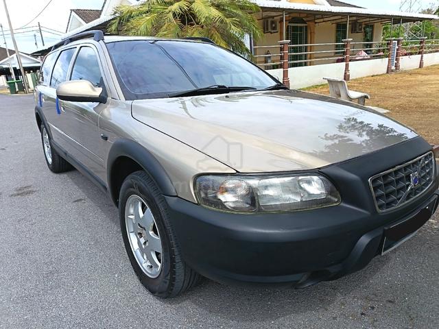 2001 Volvo V70XC 2.3 CROSS COUNTRY (A) - 1