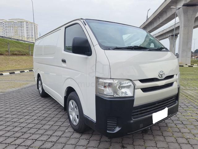 2017 Toyota HIACE 2.5 (M) Panel Van - 1
