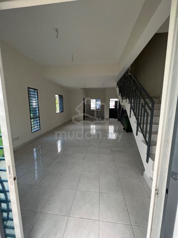 FOR SALE 2sty END LOT Sari Alamanda RAWANG+CANTIK+CHEAP+O”DOWNPAYMENT+ 3