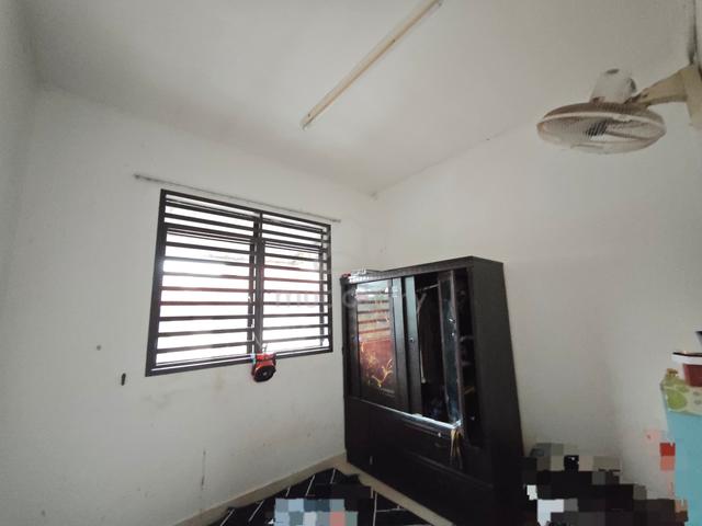 Teres Corner Lot Satu Tingkat Setengah Bandar Damansara Kuantan 4