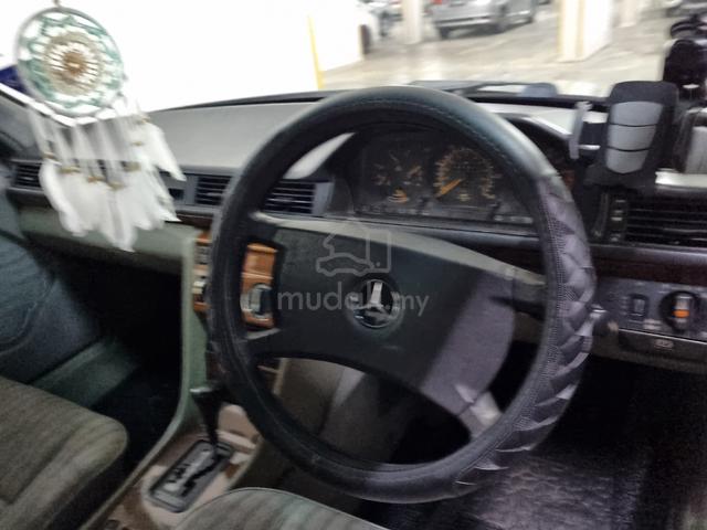 1995 Mercedes Benz 200 2.0 (A) - 3
