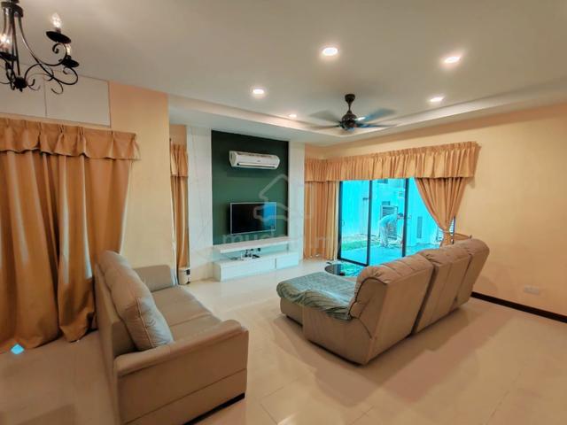 Fully renovated & fully furnished, move-in condition! 1