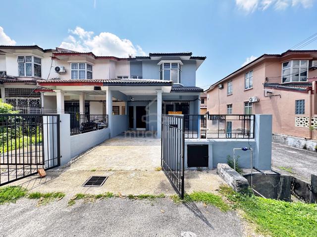 FACING OPEN END LOT 2 Storey Terrace Taman Dahlia Salak Tinggi Sepang 1