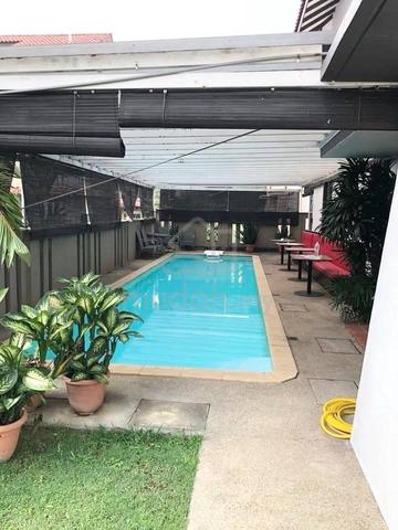 FREEHOLD PRIVATE POOL 8039ft 2 Storey Bungalow Country Heights Kajang 1