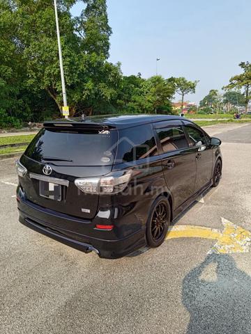 2011 Toyota WISH 1.8 X ZGE25G (A) - 4