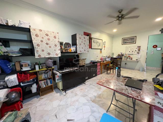 1 storey @ Permas Jaya, Renovated, 15min to Ciq 1