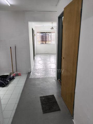 Flat Kajang 1
