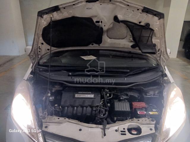 2014 Honda JAZZ 1.3 FACELIFT (A) - 3