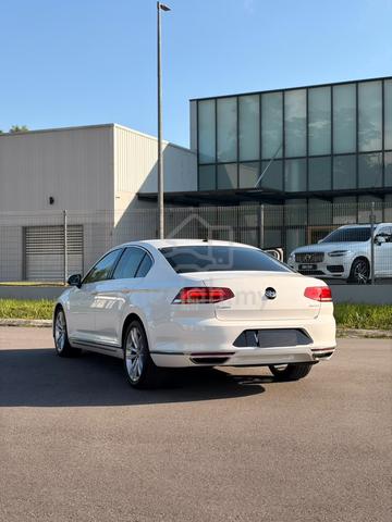 2018 Volkswagen PASSAT 2.0 TSI - 3