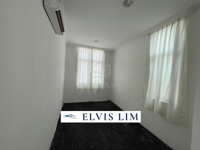 Solok Lunas 2.5 Storey House Corner lot Pulau Tikus Terrace 4
