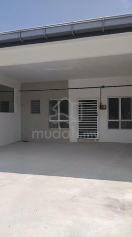 Iringan Bayu Seremban Single Storey House for rent 1