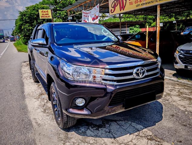 Toyota HILUX 2.4L(A)REVO D/C G VNT 4wd 4X4 pickups - 4