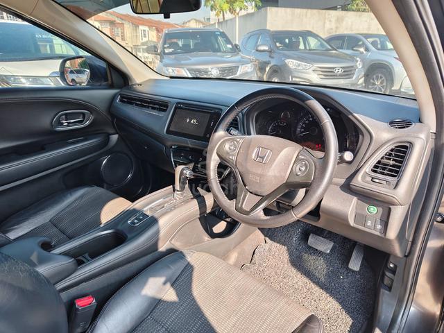2017 Honda HR-V 1.8 V Spec 5-Years Warranty - 3