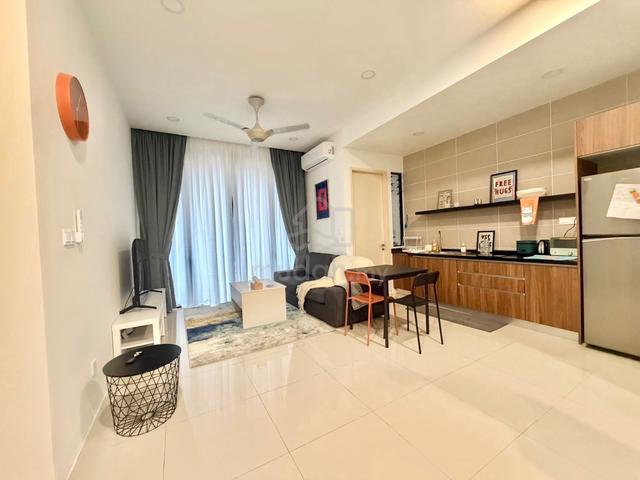D' Pristine @ Medini 1