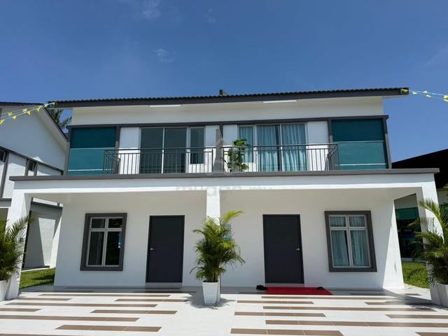 Full Loan Double Storey House nr Paya Rompot Cheng Melaka 1