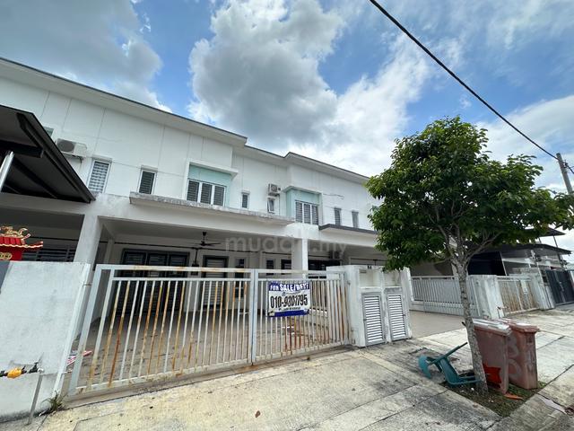 Double Storey Terrace House for Rent 1