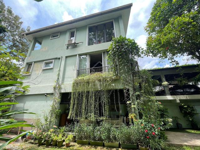 FREEHOLD 3 Storey Bungalow ●11,870 Sqft ● SS1 Kampung Tunku PJ 1