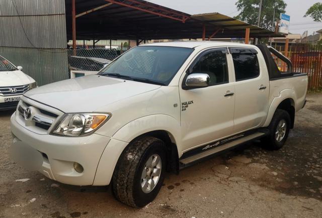 2008 Toyota Hilux 2.5 G (A) - 1