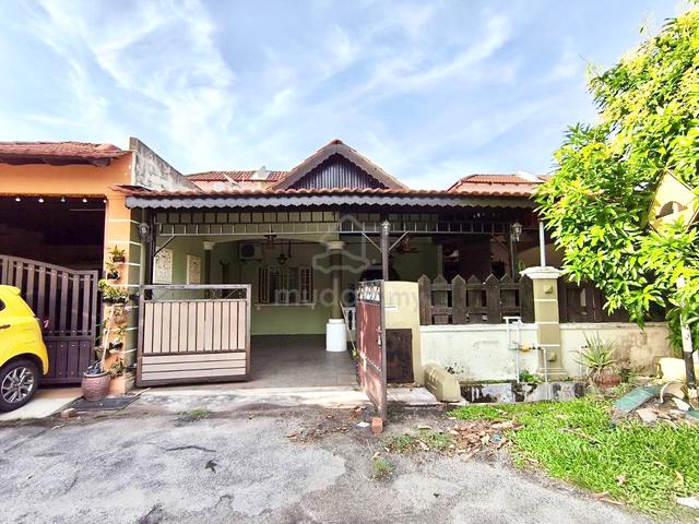 Renovated Teres Setingkat Taman Tasik Utama Ayer Keroh Melaka 1