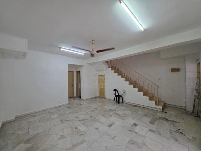 [Kitchen Top,Aircond] 2 Sty Taman Bukit Semenyih Mewah Kaseh Height 1