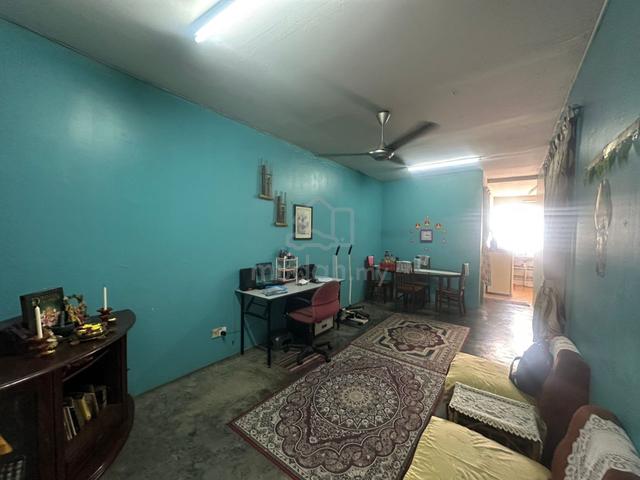 Desa Mentari Flat (Block 6) 1