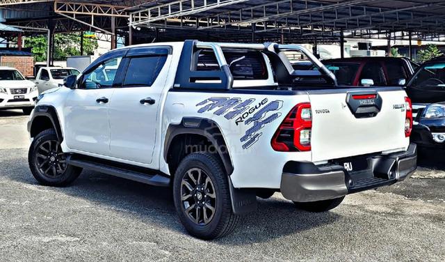 2022 Toyota HILUX 2.8 ROGUE UNDER WARRANTY NEW TYR - 4