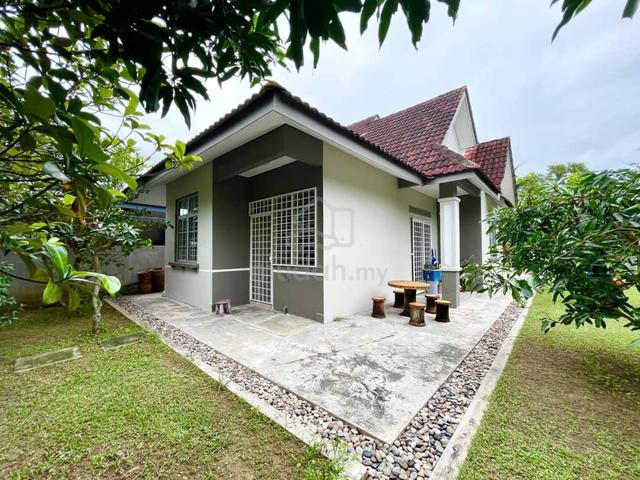 [Corner lot] Semi D  Helang Tiram @ Pantai Sepang Putra ,Bagan lalang 1