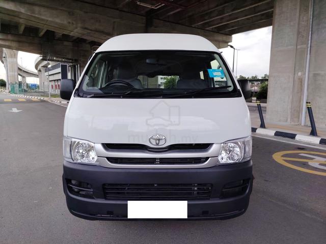 2009 Toyota Hiace 2.5 (M) High Roof Window Van - 2