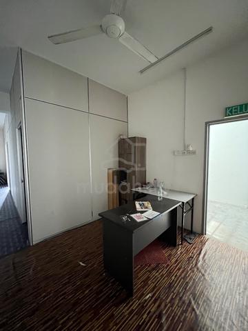 Klebang Perdana Triple Storey Shoplot (Upstairs) for Rent – Ipoh 1