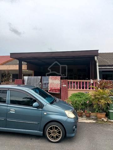 Single Storey Terrace House Air Putih, Kuantan. 1