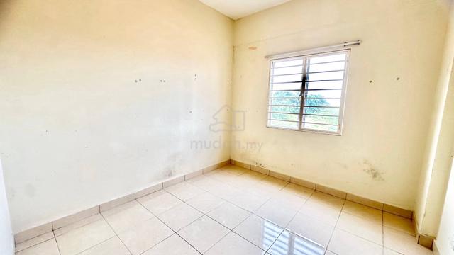Suria Tropika Apartment 1