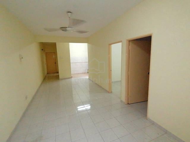 Merak Apartment (Puchong) 3