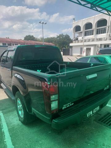 2017 Isuzu D-MAX 2.5 STANDARD 4X4 FACELIFT (M) - 4