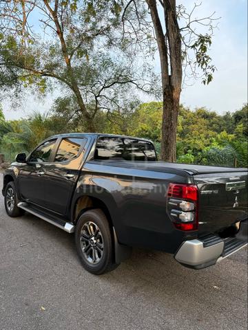 Mitsubishi TRITON VGT PREMIUM 2.4 AUTO 2021 - 2
