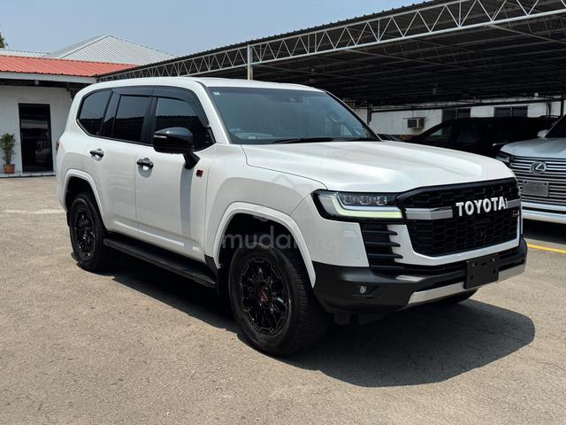 2024 Toyota LANDCRUISER 3.4 300 GR SPORT (A) UNREG - 1