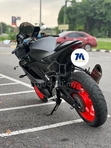 Yamaha R25 sportbike TMM - photo 4 of 5