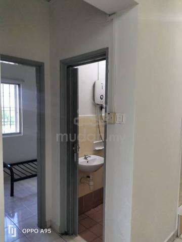 Sri Gotong Apartment 3