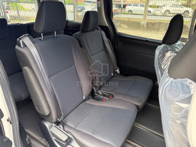 2021 Toyota NOAH 2.0 X 7Seaters2PowerDoors - 5