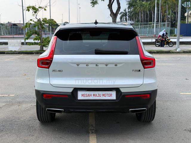2020 Volvo XC40 2.0 T4 AWD R-DESIGN (A) - 4