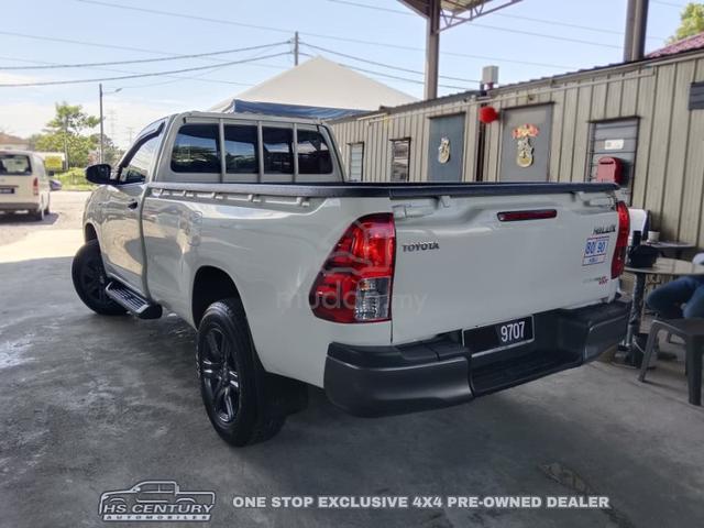 2025 Toyota HILUX S.CAB 2.4 (M) - 2