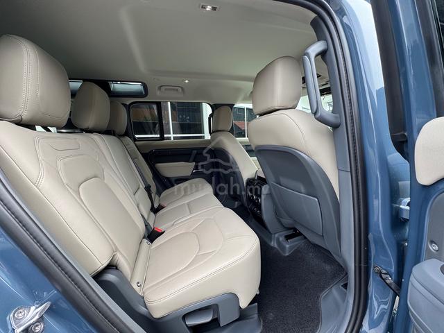 2022 Land Rover DEFENDER 2.0 110S P300 7 Seater - 3